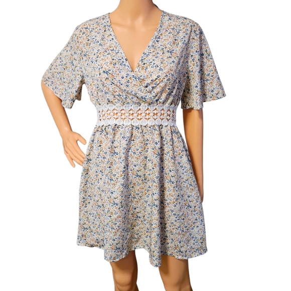 Wmns Ditsy Floral Kimono Mini Dress Boho Cottagecore Lace Waist Cutout XS/S - Picture 1 of 8